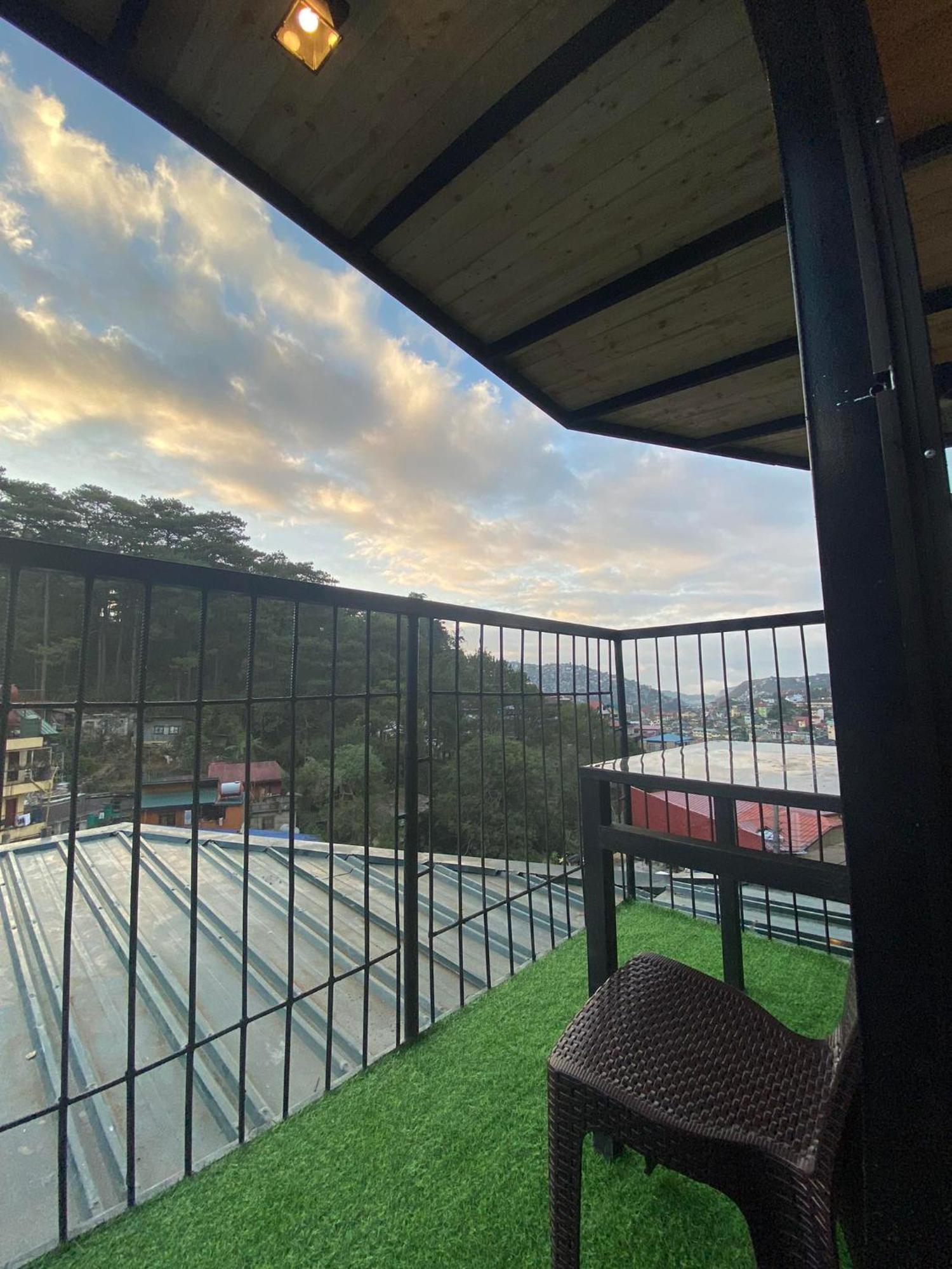Holyghost Veranda Baguio Transient Guest House 42 Step Rooftop Baguio City Esterno foto