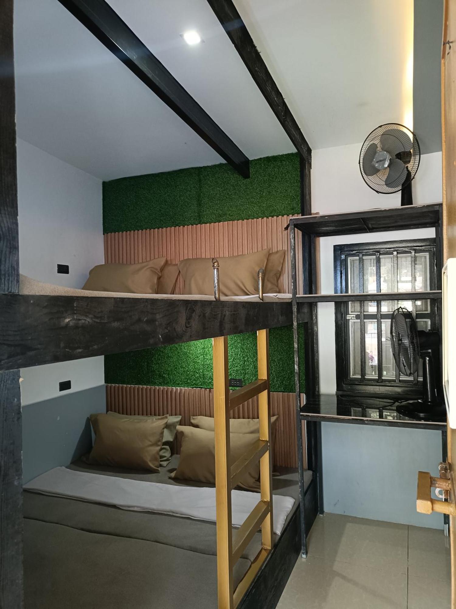 Holyghost Veranda Baguio Transient Guest House 42 Step Rooftop Baguio City Esterno foto